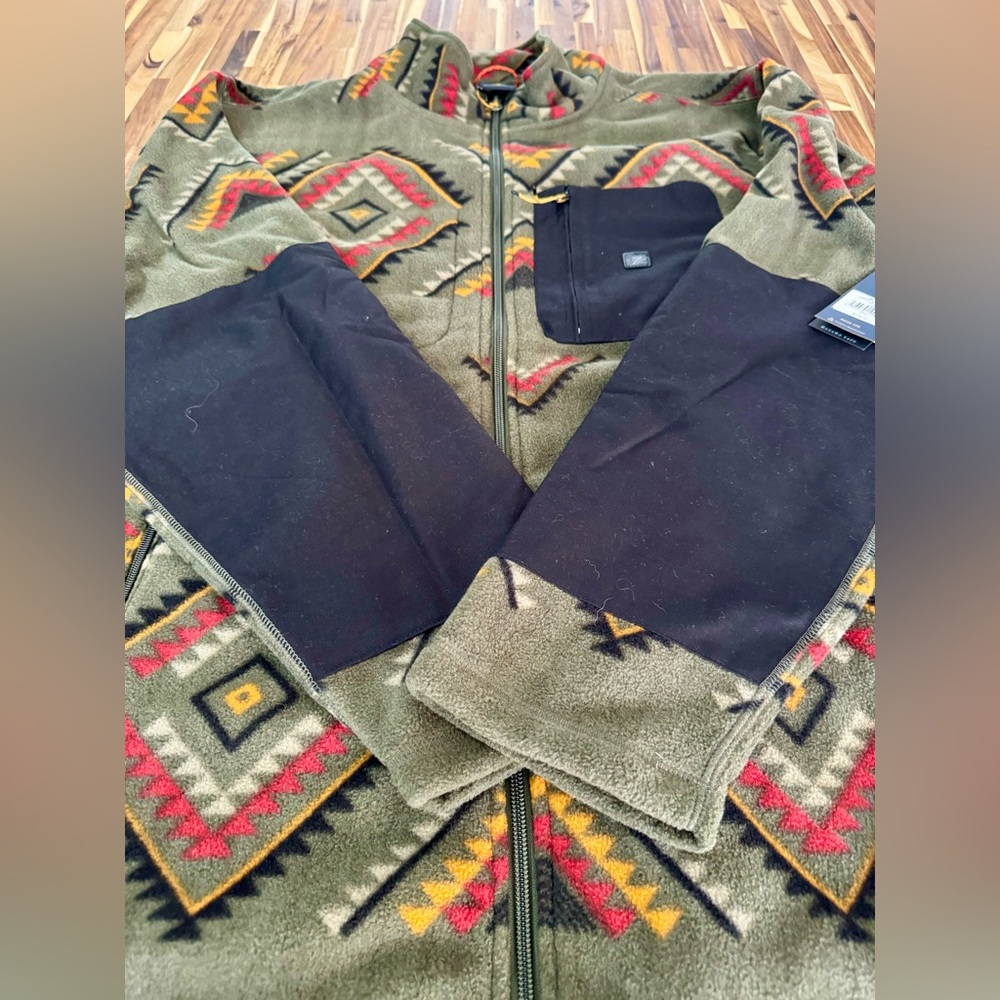 NWT Men’s XXL Roark “Manawa Tapu” Landfall Fleece
